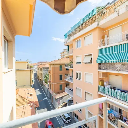 Englishouse - 400mt Da Piazza Del Mercato Apartmán Sanremo