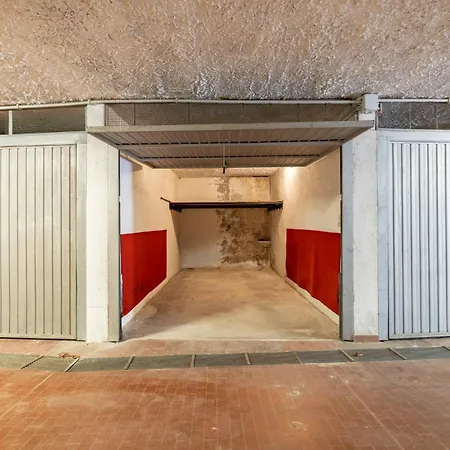 Englishouse - 400mt Da Piazza Del Mercato Apartmán *